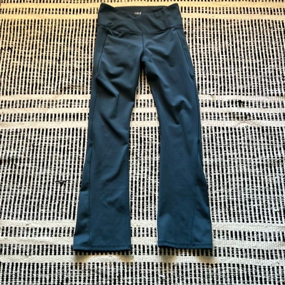 Level up active size medium teal womens active wear pants